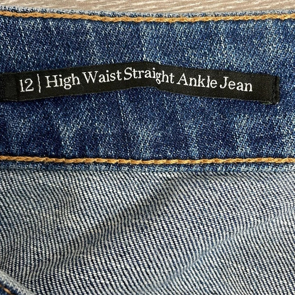 NWOT Talbots High Waist Strait Ankle Jean Ventura Wash 12 - Picture 12 of 15